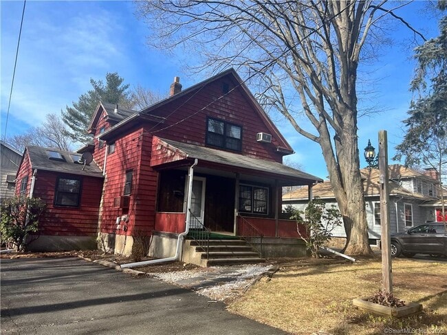 36 Gunn St in Milford, CT - Building Photo - Building Photo