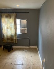 1945 W Jacaranda Pl in Fullerton, CA - Building Photo - Building Photo