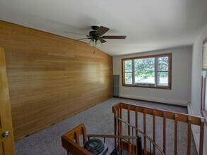 28600 W Grass Lake Rd in Spring Grove, IL - Building Photo - Building Photo