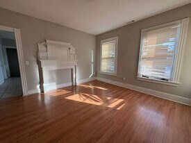 153 Humphrey St, Unit 2 in New Haven, CT - Building Photo