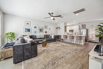 2020 Bailey St in Houston, TX - Building Photo - Building Photo