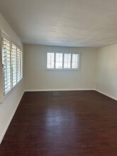 6726 Capistrano Ave in Los Angeles, CA - Building Photo - Building Photo