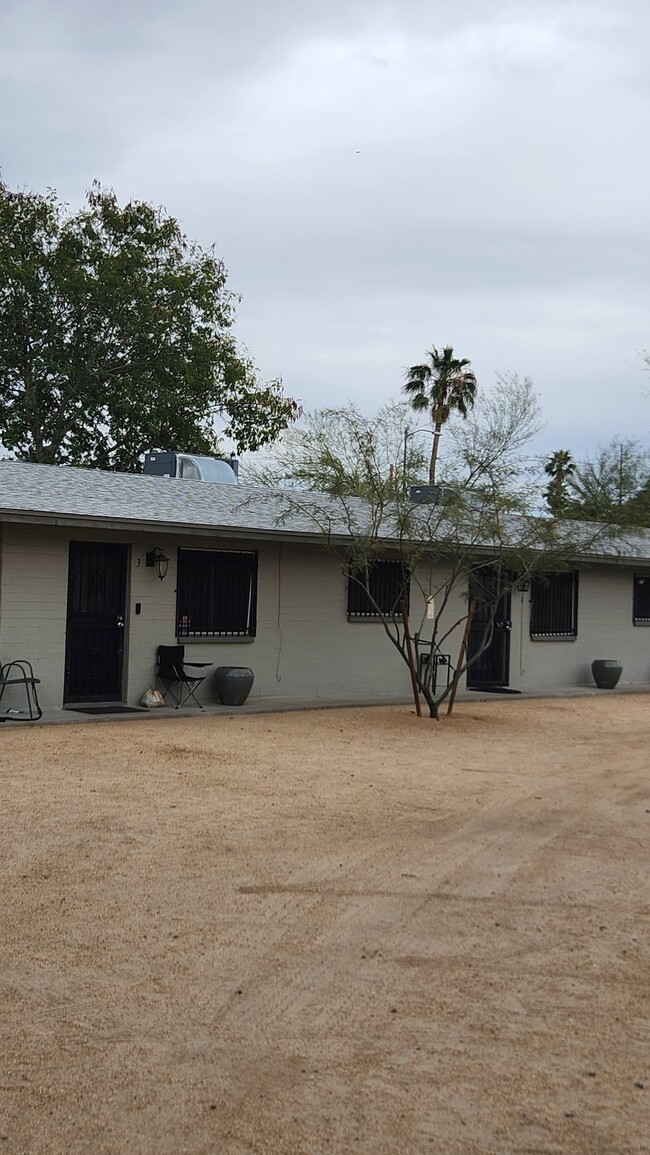 property at 1402 W Becker Ln