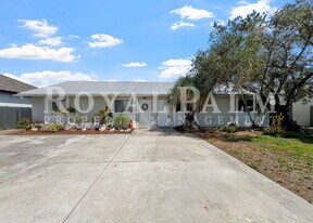 17435 Barbara Dr in Ft. Myers, FL - Building Photo