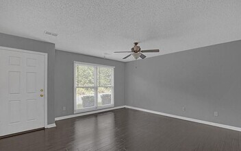 5249 Falling Creek Ln in Birmingham, AL - Building Photo - Building Photo