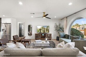 5142 E Nisbet Rd in Scottsdale, AZ - Building Photo - Building Photo