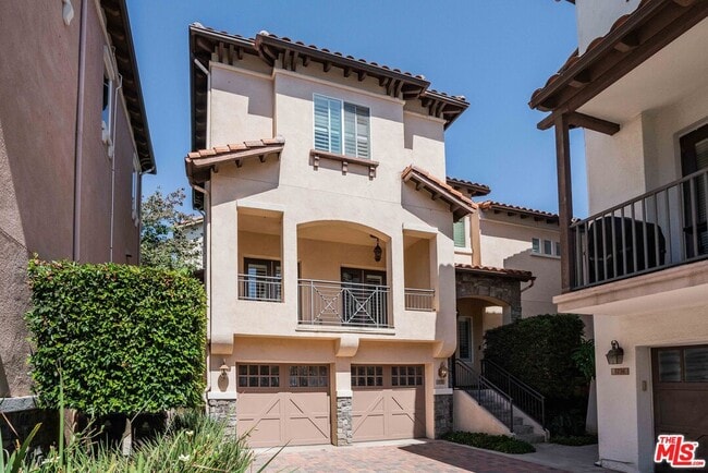 5734 S Celedon Creek in Los Angeles, CA - Building Photo - Building Photo