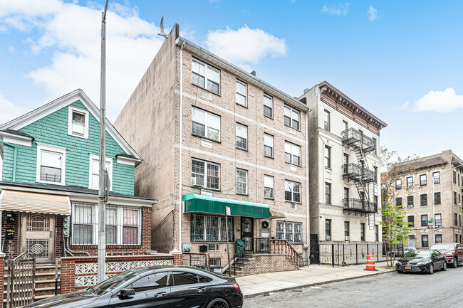 2206 Cortelyou Rd in Brooklyn, NY - Building Photo - Building Photo