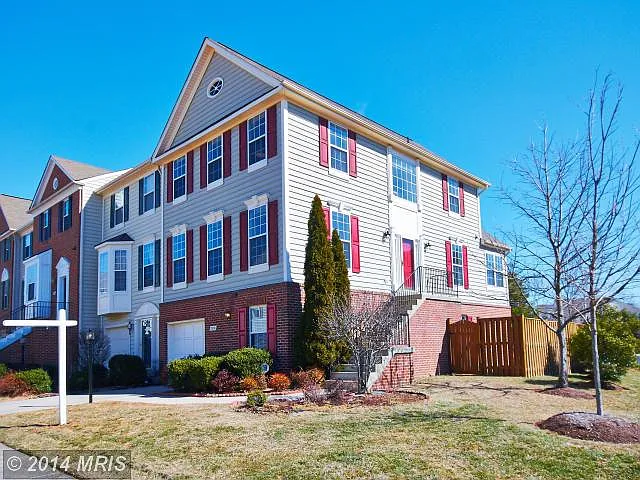2539 James Maury Dr in Herndon, VA - Building Photo