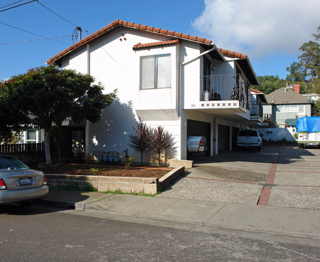 131 Park St in San Rafael, CA - Foto de edificio - Building Photo