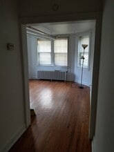 1326 Dewey Ave, Unit B in Evanston, IL - Building Photo - Building Photo