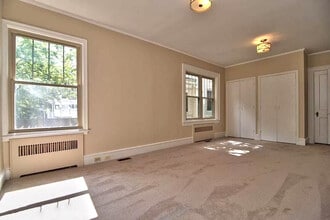 638 Taylor Ave, Unit 2 in Scranton, PA - Foto de edificio - Building Photo