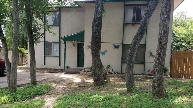 6207 Adalee Ave in Austin, TX - Building Photo - Building Photo