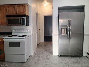 304 Franklin Ave in Belleville, NJ - Building Photo - Building Photo