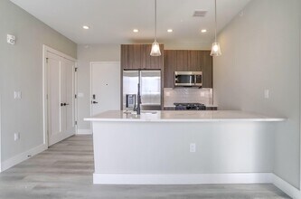 3516 John F. Kennedy Blvd in Jersey City, NJ - Foto de edificio - Building Photo