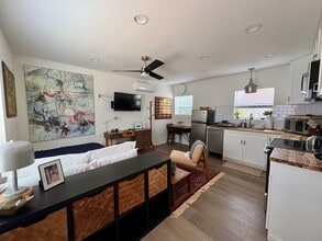 41 Manley Ct in Sacramento, CA - Building Photo - Building Photo