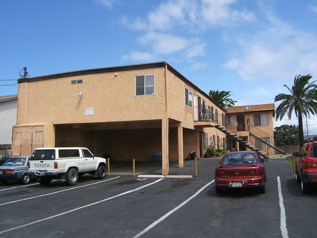 427 Tremont St in Chula Vista, CA - Building Photo - Building Photo