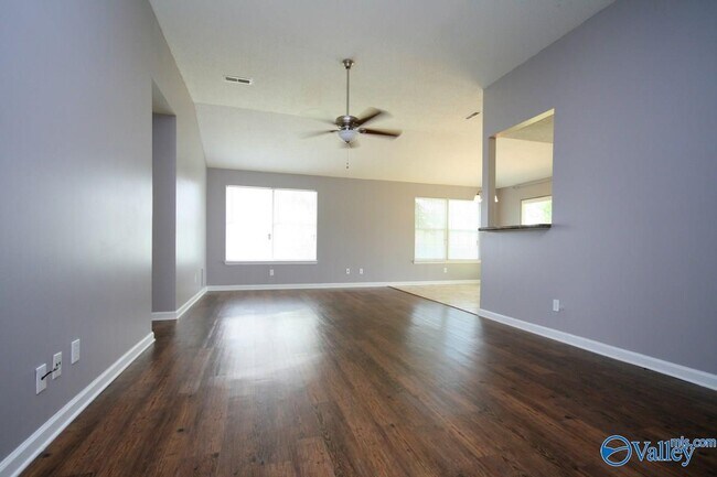 105 Oakline Dr in Madison, AL - Building Photo - Building Photo