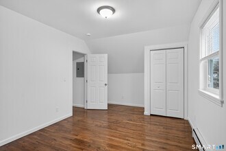 144 Cottage St in Bridgeport, CT - Building Photo - Building Photo