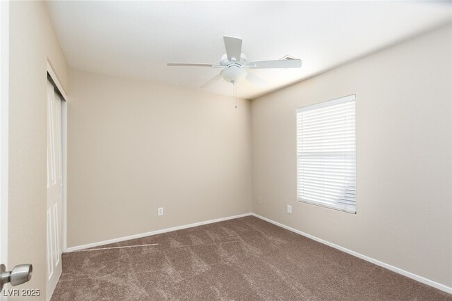 723 St Aidans St in Las Vegas, NV - Building Photo - Building Photo