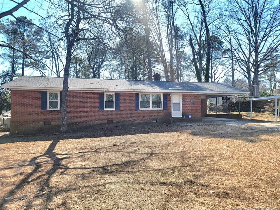 306 Glenola St in Fayetteville, NC - Building Photo