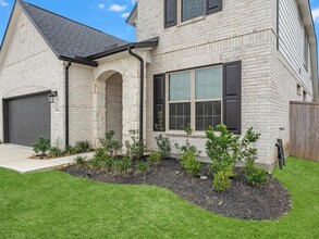 4414 Wild Flora Wy in Baytown, TX - Foto de edificio - Building Photo