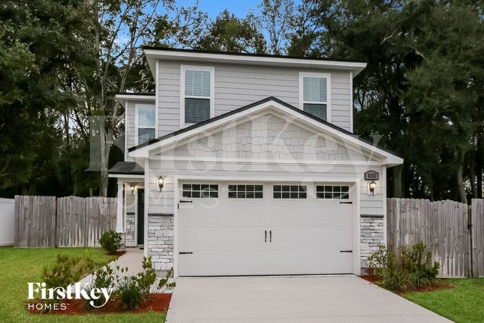 8303 Thor St in Jacksonville, FL - Building Photo