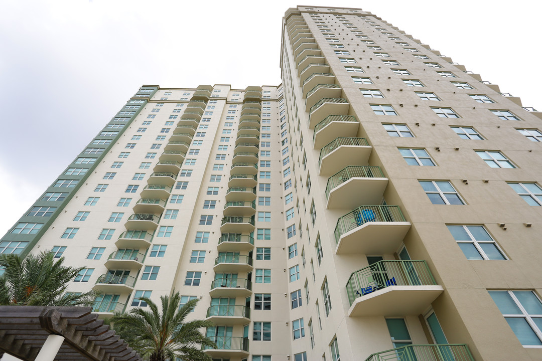 The Strand in Jacksonville, FL - Foto de edificio