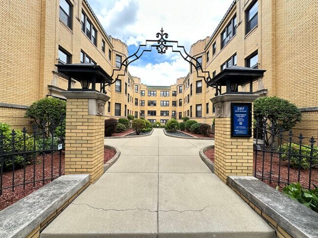 property at 2320.5 N Rockwell St