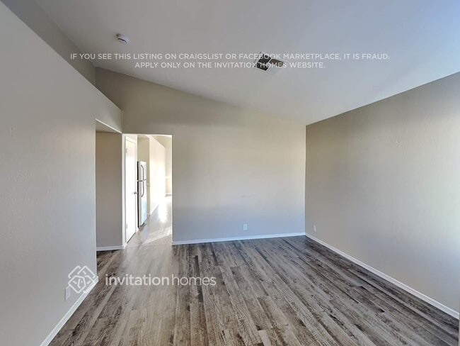 15725 W Smokey Dr, Unit 9-210 in Surprise, AZ - Building Photo - Building Photo