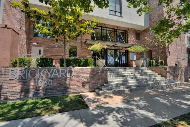 property at 1060 S 3rd St