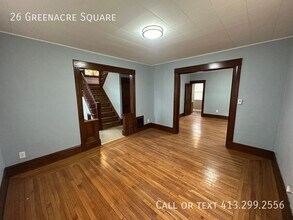 26 Greenacre Square in Springfield, MA - Building Photo - Building Photo
