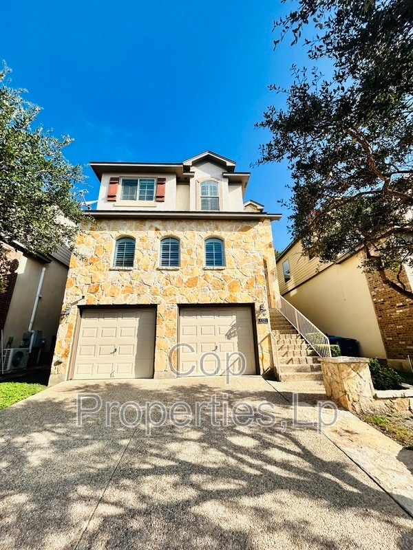 1331 Tweed Willow in San Antonio, TX - Building Photo - Building Photo