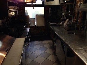 153 E 33rd St in New York, NY - Building Photo - Interior Photo