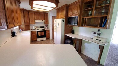 4611 Madison Ave in South Ogden, UT - Building Photo - Building Photo