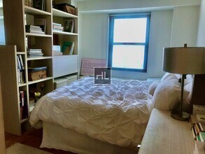 E 16 ST in New York, NY - Building Photo - Building Photo