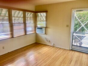 2508 1/2 Hermosa Ave, Unit 2 in Montrose, CA - Building Photo - Building Photo