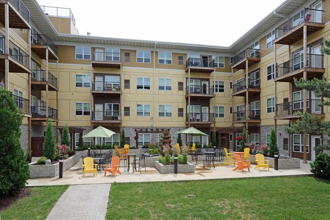Granite Ridge Apartments in Madison, WI - Building Photo - Building Photo