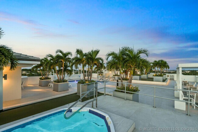 property at 1 S Coastal Way
