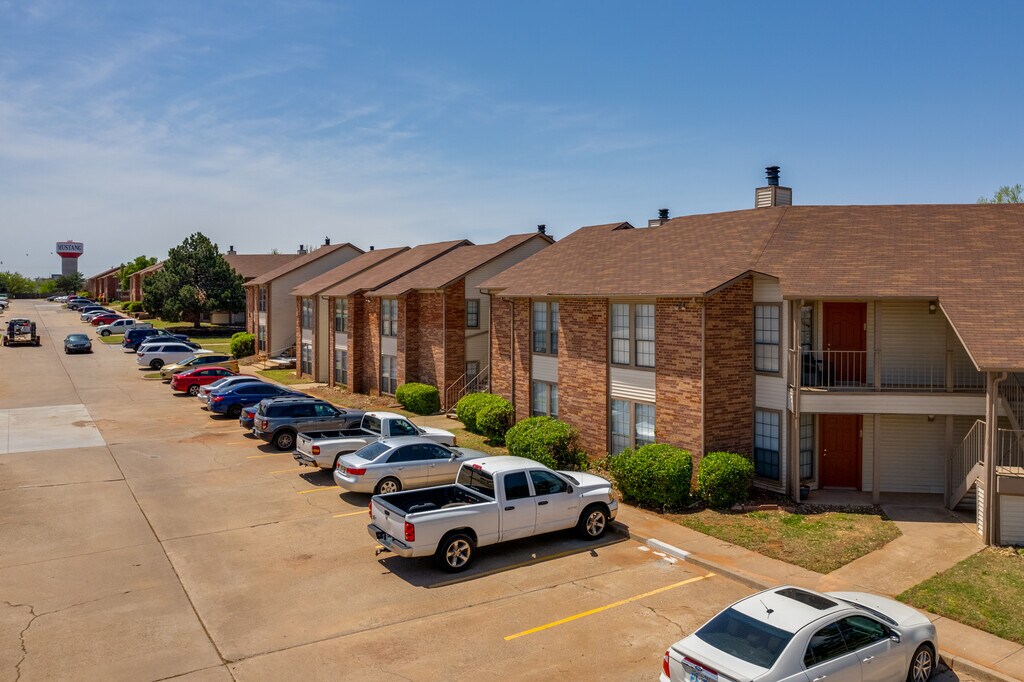 Fieldstone Garden Apartments Mustang, OK Apartments
