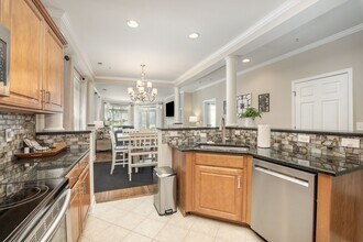 637 Williamson Rd in Mooresville, NC - Building Photo - Building Photo