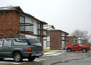 Oak Park in Muskogee, OK - Building Photo - Building Photo