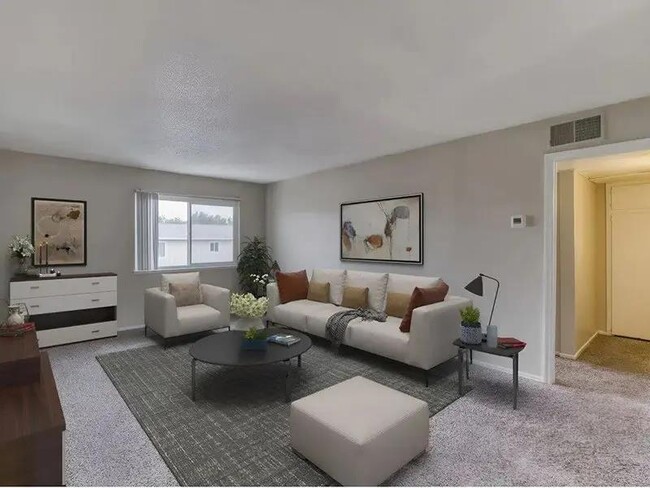 Peaks at the Park in Reno, NV - Foto de edificio - Building Photo