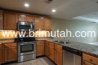 3075 E Kennedy Dr in Salt Lake City, UT - Building Photo - Building Photo