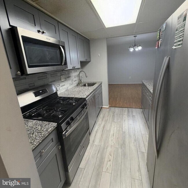 2628 Welsh Rd in Philadelphia, PA - Building Photo - Building Photo