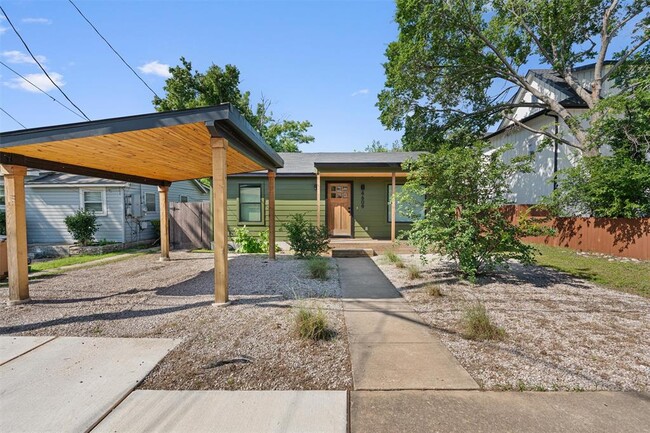 property at 4609 Leslie Ave