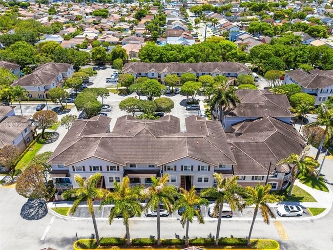 8936 W Flagler St, Unit 211 in Miami, FL - Building Photo - Building Photo