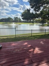 10411 Black Sands Dr in Houston, TX - Building Photo - Building Photo