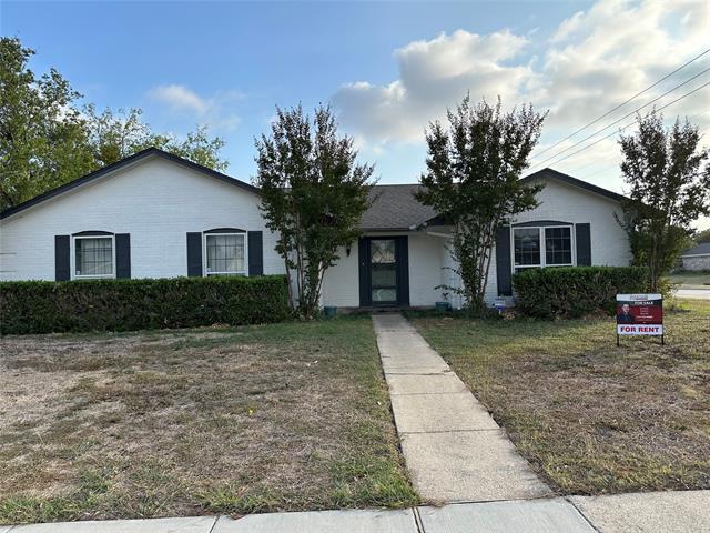 1800 Rainbow Dr in Richardson, TX - Foto de edificio - Building Photo