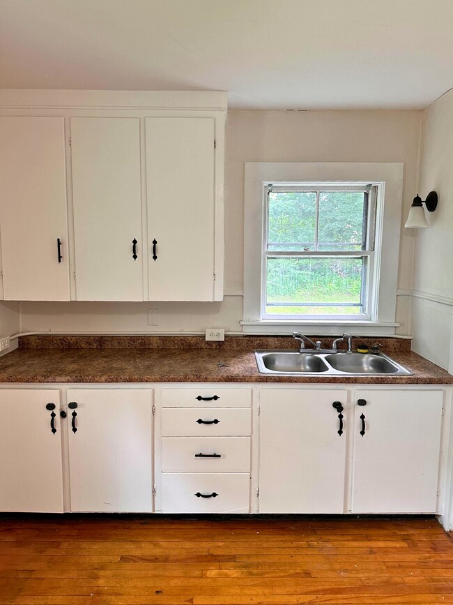 165 Brunswick St, Unit 7 in Old Town, ME - Building Photo - Building Photo